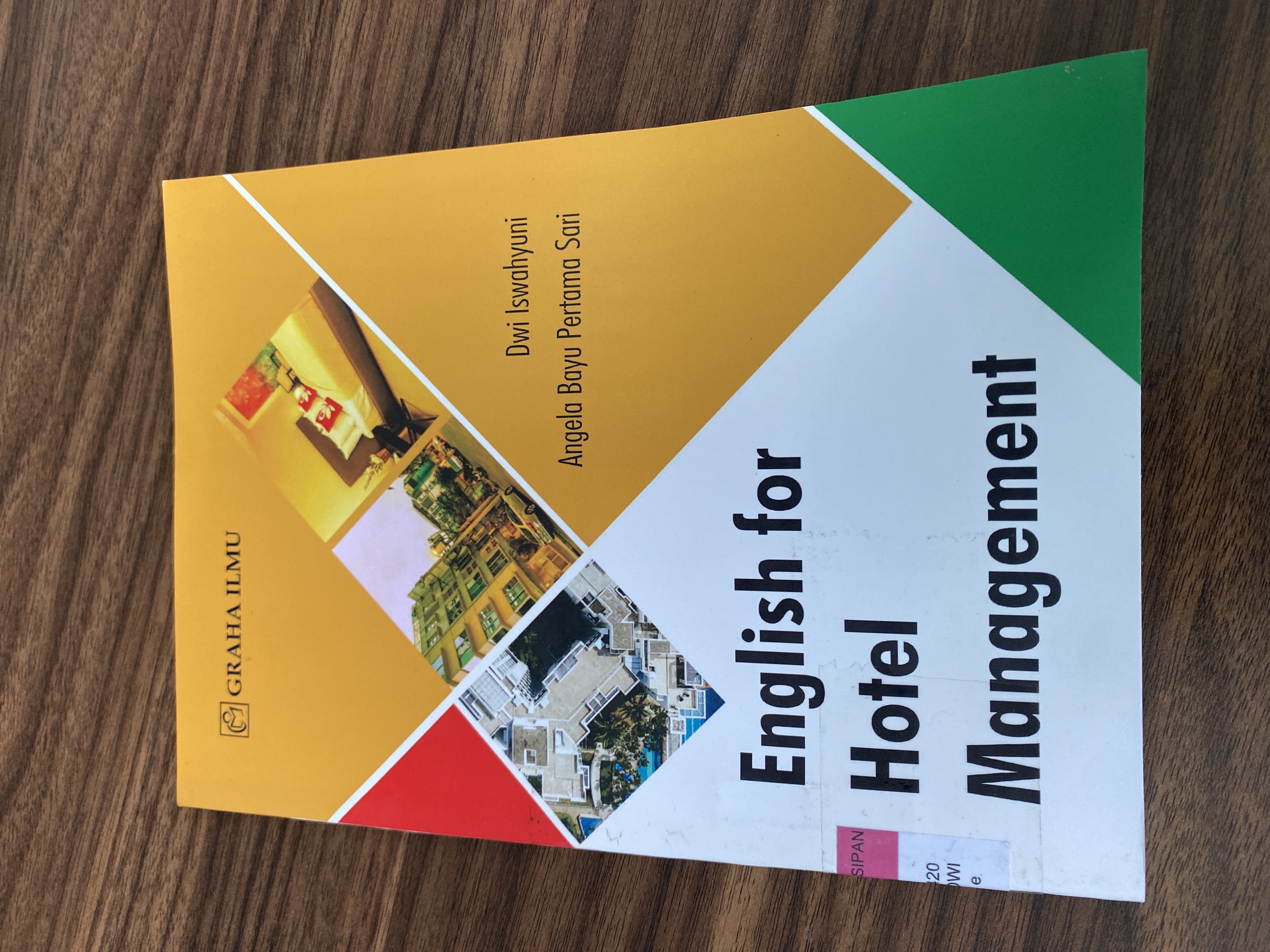 ENGLISH FOR HOTEL MANAGEMENT 