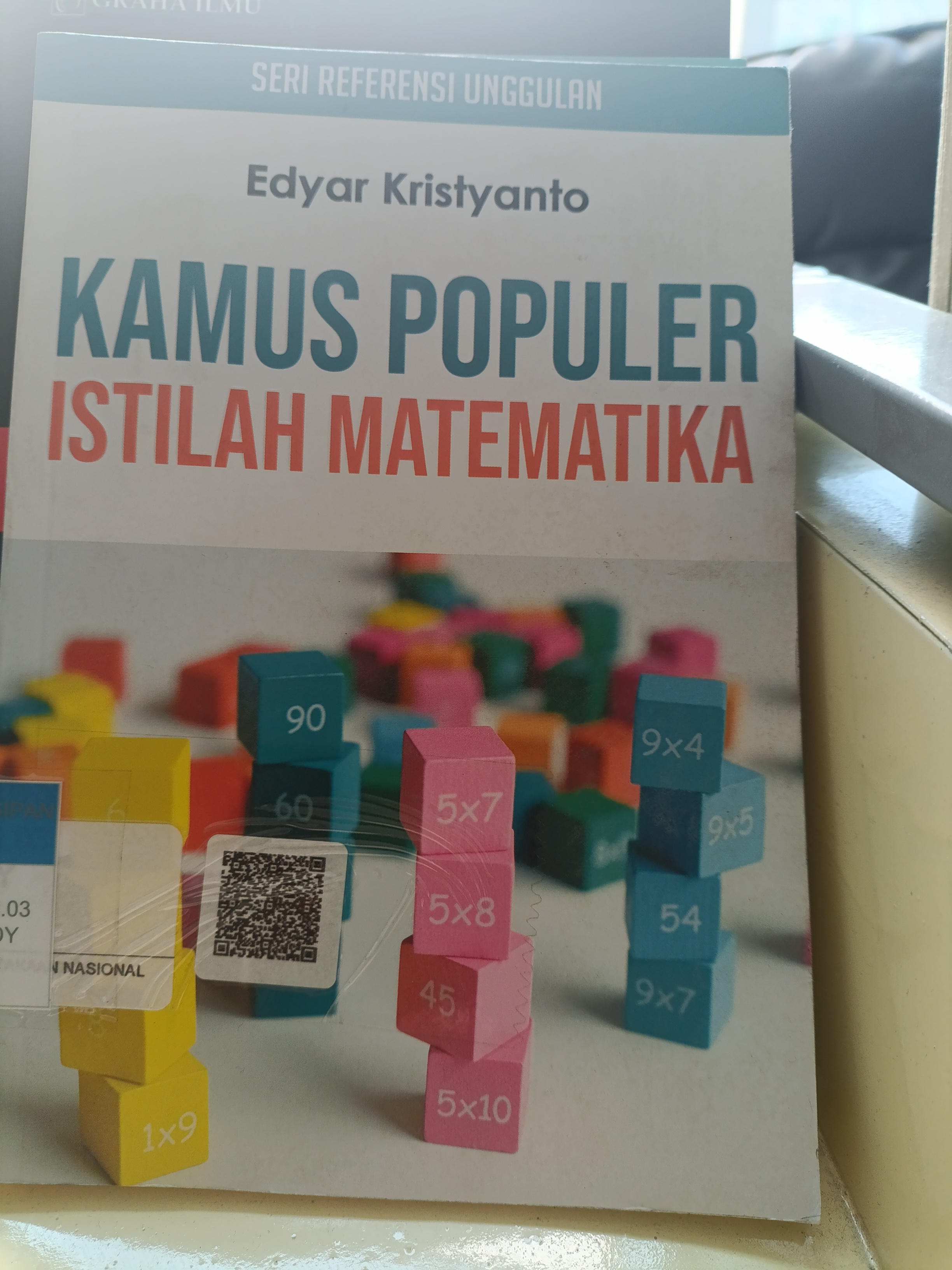 Kamus populer istilah matematika 